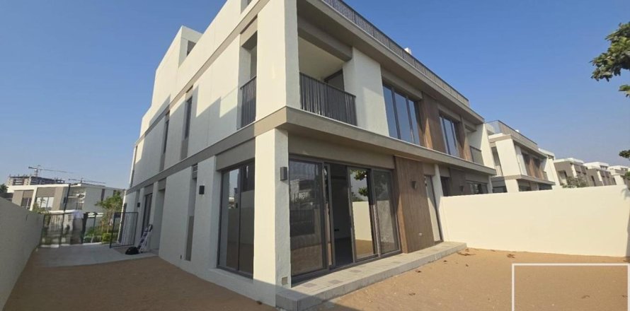4 غرف نوم تاون هاوس في Tilal Al Ghaf, الإمارات العربية المتحدة رقم 136664
