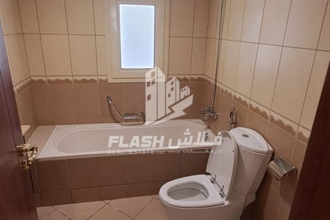 Villa de 5 dormitorios en Al Hamra Village, UAE No. 88243 23