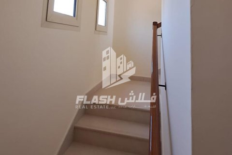 Villa de 5 dormitorios en Al Hamra Village, UAE No. 88243 29