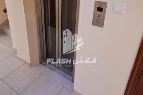 Villa de 5 dormitorios en Al Hamra Village, UAE No. 88243 31