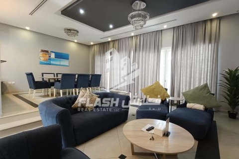 3 bedrooms Townhouse in Al Hamra Village, UAE No. 88241 2