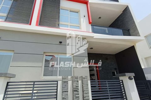 3 bedrooms Townhouse in Al Hamra Village, UAE No. 88241 13