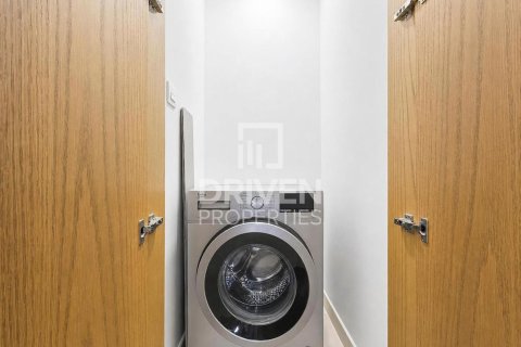 2 bedrooms Apartment in Bellevue Towers, UAE No. 199901 11
