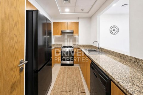 2 bedrooms Apartment in Bellevue Towers, UAE No. 199901 4
