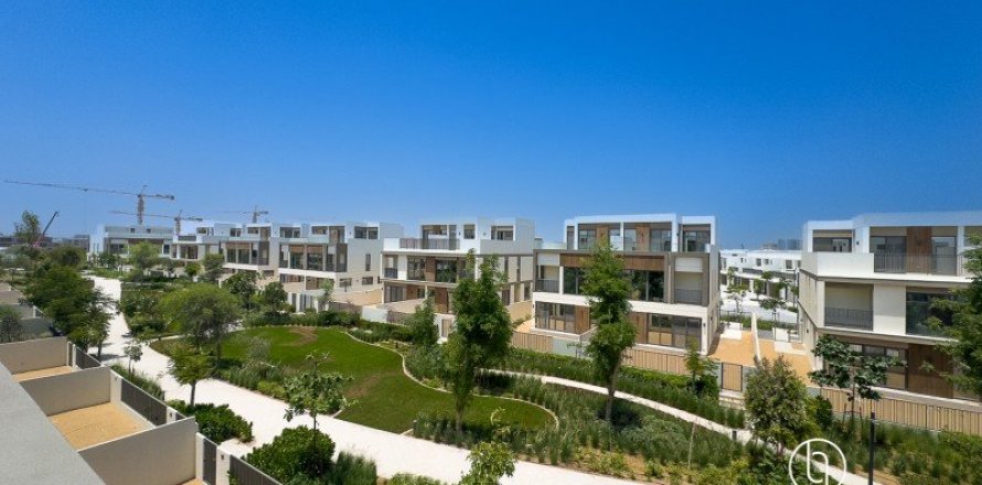 4 bedrooms Villa  No. 131654