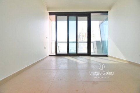 Квартира с 3 спальнями  №131659 13