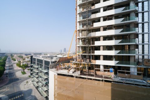 Studio Apartment in Dubai, UAE No. 200109 6