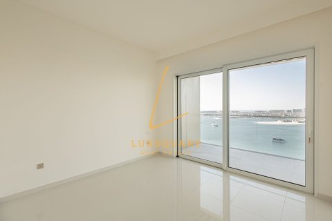 2 bedrooms Apartment in EMAAR Beachfront, UAE No. 200106 11