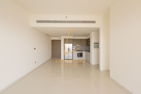 2 bedrooms Apartment in EMAAR Beachfront, UAE No. 200106 18