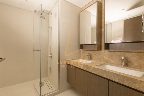 2 bedrooms Apartment in EMAAR Beachfront, UAE No. 200106 8
