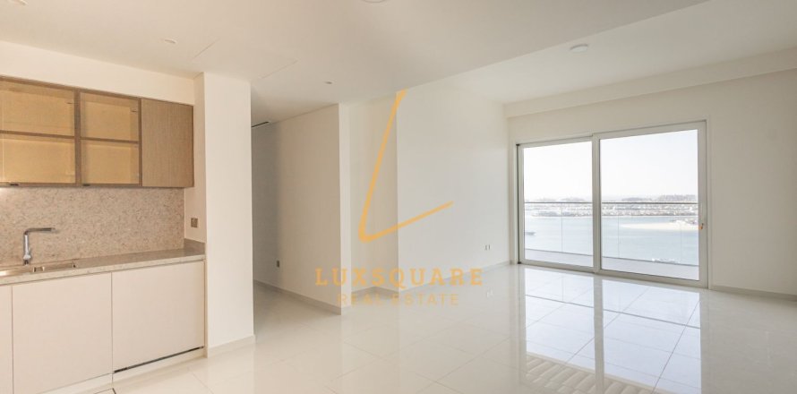 2 bedrooms Apartment in EMAAR Beachfront, UAE No. 200106
