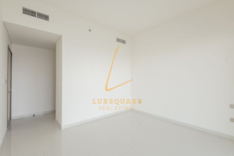 2 bedrooms Apartment in EMAAR Beachfront, UAE No. 200106 10