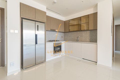 2 bedrooms Apartment in EMAAR Beachfront, UAE No. 200106 15