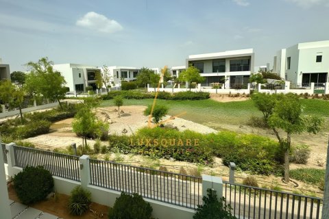 5 bedrooms Villa in Sidra Villas, UAE No. 200108 3