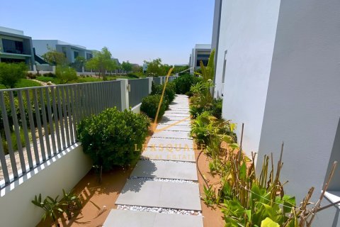 5 bedrooms Villa in Sidra Villas, UAE No. 200108 6