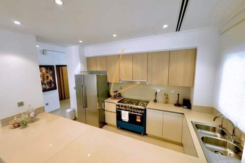 5 bedrooms Villa in Sidra Villas, UAE No. 200108 18