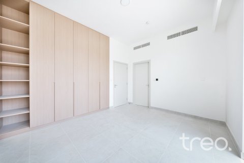 Townhouse de 3 dormitorios en The Valley, UAE No. 188090 7