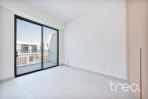 Townhouse de 3 dormitorios en The Valley, UAE No. 188090 5
