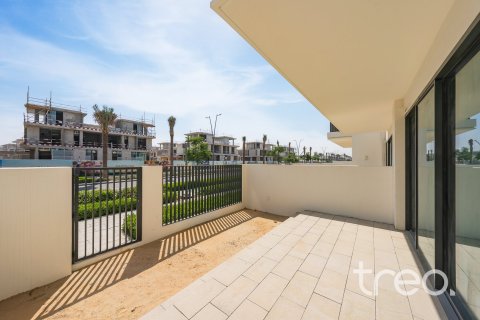 Townhouse de 3 dormitorios en The Valley, UAE No. 188090 9