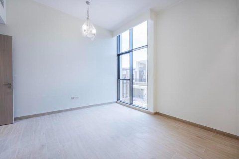 Townhouse de 4 dormitorios en Dubai Sports City, UAE No. 102958 10