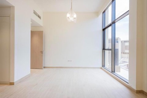 Townhouse de 4 dormitorios en Dubai Sports City, UAE No. 102958 5