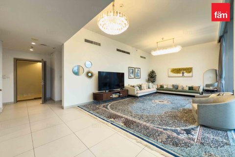 3 bedrooms Apartment in Dubai, UAE No. 169117 11