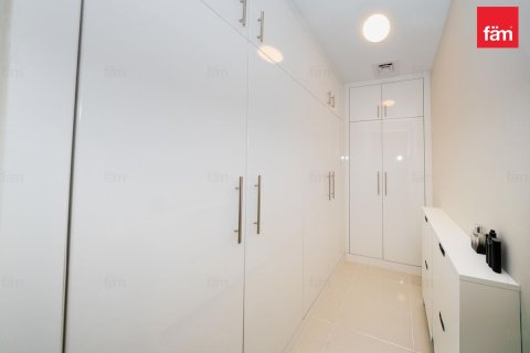 Квартира с 2 спальнями в Дубай Марина, ОАЭ №169113 15