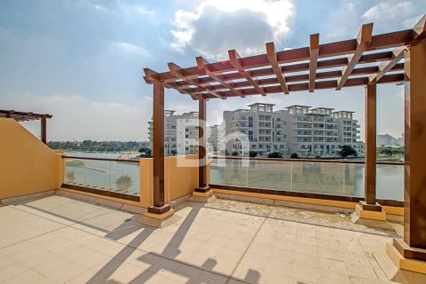 Townhouse de 4 dormitorios en Jumeirah Islands, UAE No. 88630 5