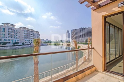 Townhouse de 4 dormitorios en Jumeirah Islands, UAE No. 88630 1
