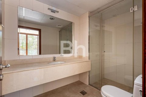 Townhouse de 4 dormitorios en Jumeirah Islands, UAE No. 88632 20