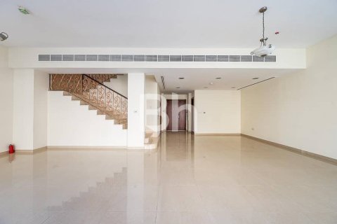 Townhouse de 4 dormitorios en Jumeirah Islands, UAE No. 88632 7