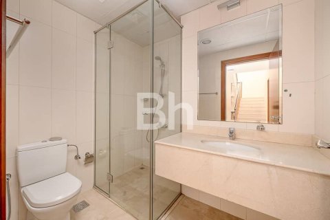 Townhouse de 4 dormitorios en Jumeirah Islands, UAE No. 88632 16
