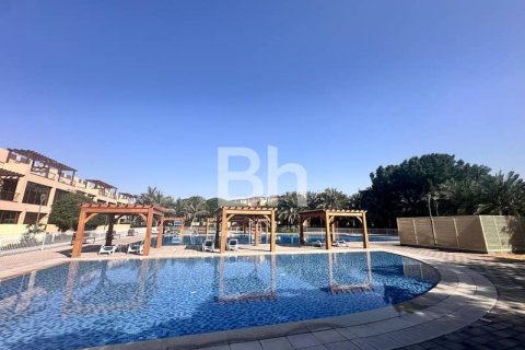 Townhouse de 4 dormitorios en Jumeirah Islands, UAE No. 88632 4
