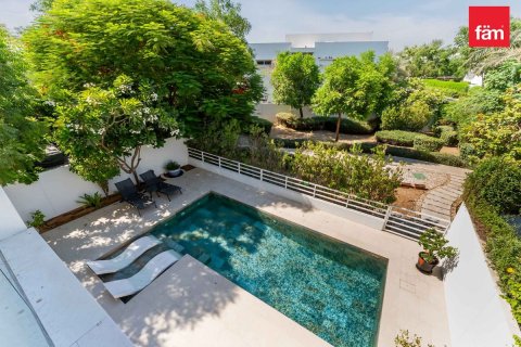 4 bedrooms Townhouse in Dubai, UAE No. 165968