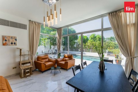4 bedrooms Townhouse in Dubai, UAE No. 165968 6