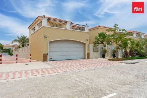 Вилла с 4 спальнями в Jumeirah Park, ОАЭ №165967 21