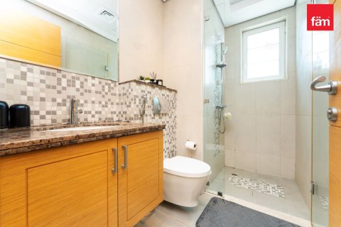 Вилла с 4 спальнями в Jumeirah Park, ОАЭ №165967 12