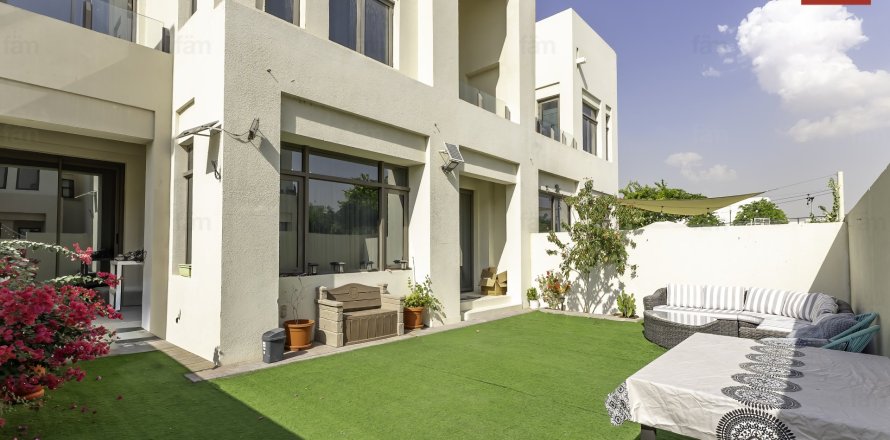 Townhouse de 3 dormitorios en Reem, UAE No. 126087