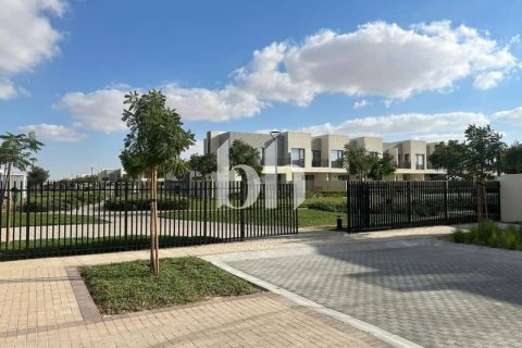 4 bedrooms Townhouse  No. 115800 17