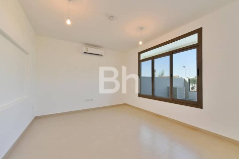 3 غرف نوم تاون هاوس  رقم 115801 5