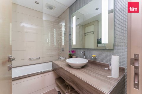 Квартира с 2 спальнями в Бизнес-Бэй, ОАЭ №210596 12