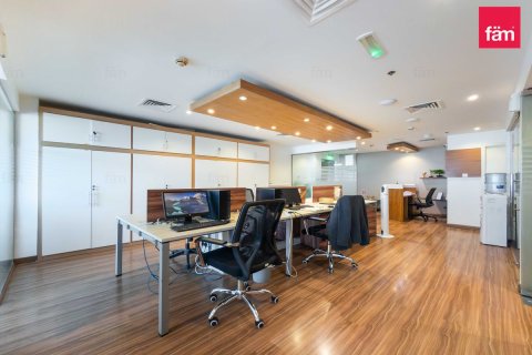 102.6m² Office in Dubai, UAE No. 210593 8