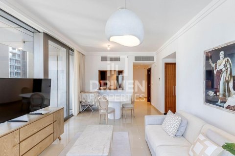 1 bedroom Apartment in Boulevard Point, UAE No. 192219