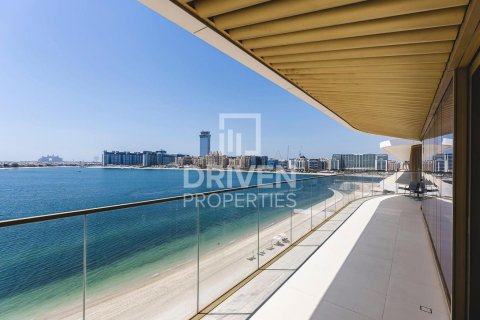 Apartment de 2 dormitorios en EMAAR Beachfront, UAE No. 193469 4