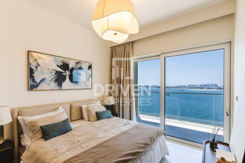 Apartment de 2 dormitorios en EMAAR Beachfront, UAE No. 193469 9