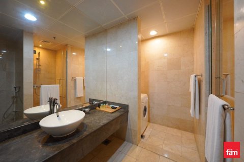 3 bedrooms Apartment in Sheikh Zayed Road, UAE No. 161820 25