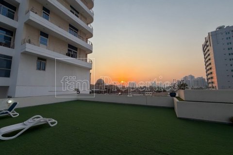 37.8m² Apartment in Dubai Sports City, UAE No. 169398 16