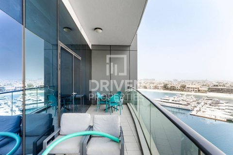 Квартира с 3 спальнями  №122207 17