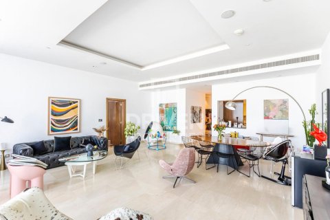 Квартира с 3 спальнями  №122207 4