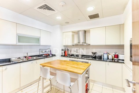 Квартира с 3 спальнями  №122207 13